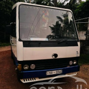 EICHER MOTOR COACH 2005