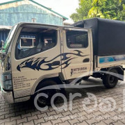 MITSUBISHI CANTER CREW CAB 2005