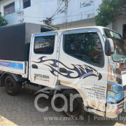 MITSUBISHI CANTER CREW CAB 2005