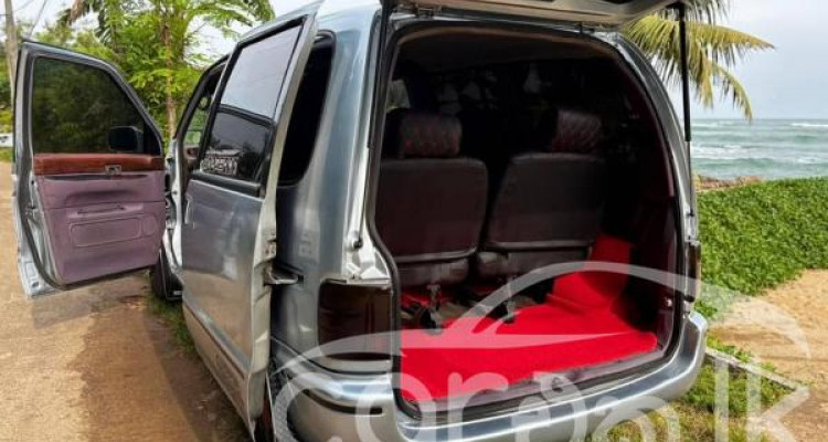 NISSAN SERENA 1998