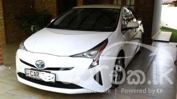 TOYOTA PRIUS 2016