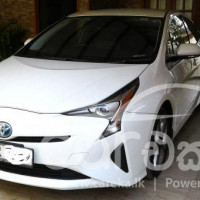 TOYOTA PRIUS 2016