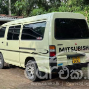 MITSUBISHI DELICA PO5 2010