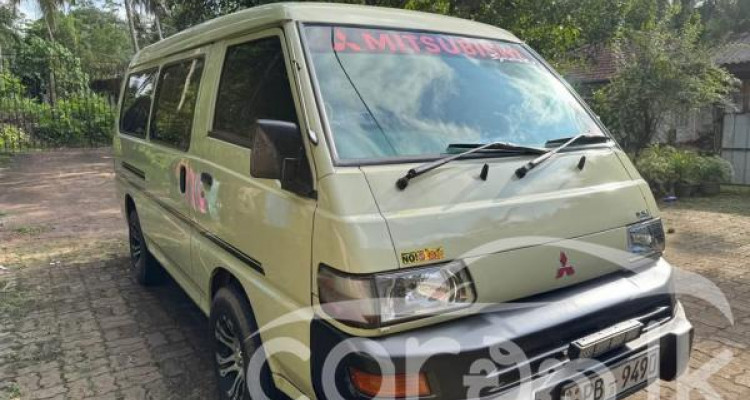 MITSUBISHI DELICA PO5 2010