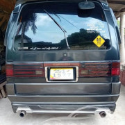 NISSAN CARAVAN 1992