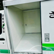 MITSUBISHI MINICAB 2006