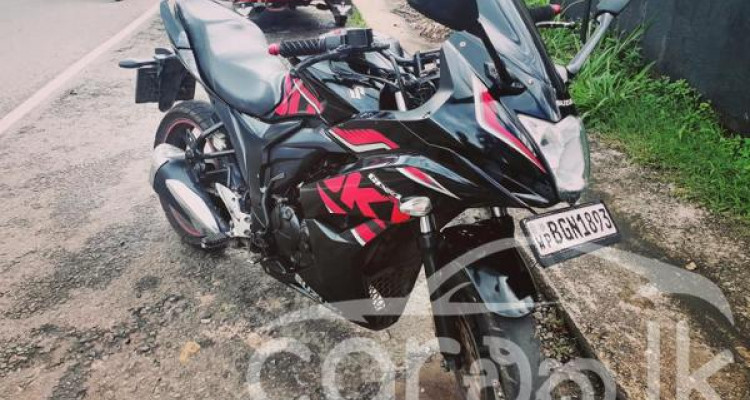 SUZUKI GIXXER 2018
