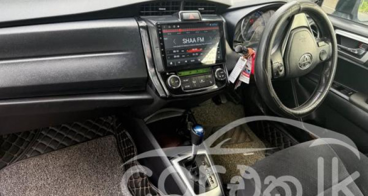 TOYOTA AXIO 2015