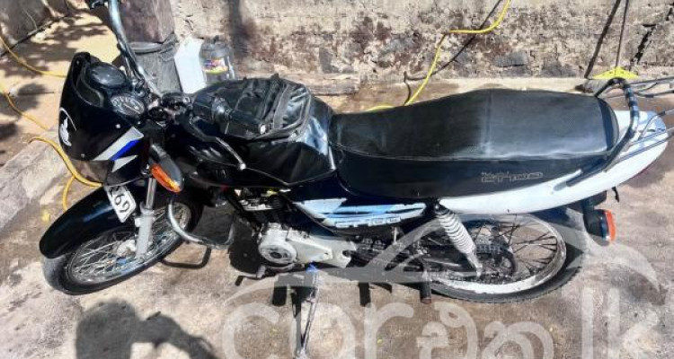 BAJAJ CT100 2005
