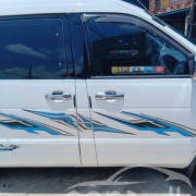 TOYOTA NOAH KR42 2000