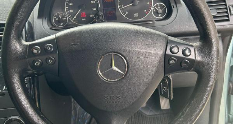 MERCEDES BENZ A150 2006