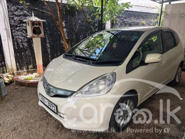 HONDA FIT GP1 2011