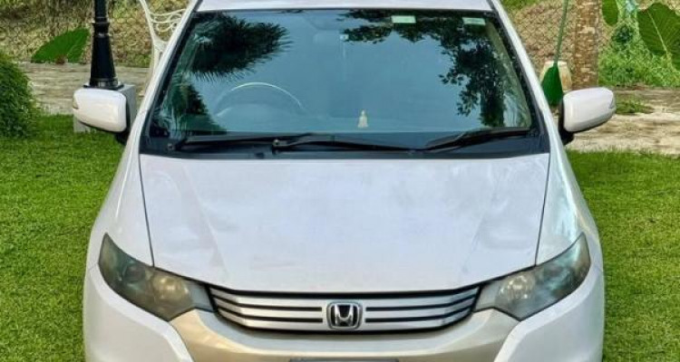 HONDA INSIGHT 2011