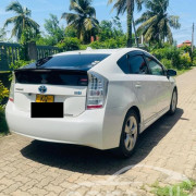 TOYOTA PRIUS 2010