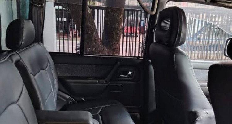 MITSUBISHI PAJERO 1996