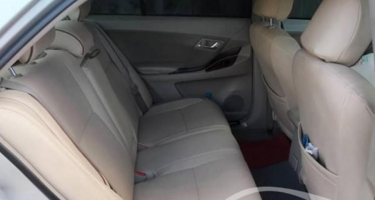 TOYOTA PREMIO 2008