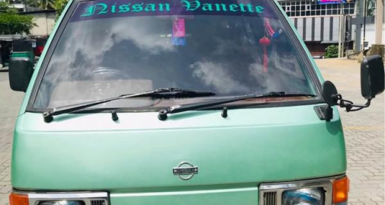 NISSAN VANETTE 1989