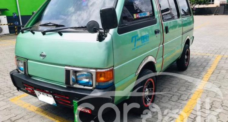 NISSAN VANETTE 1989
