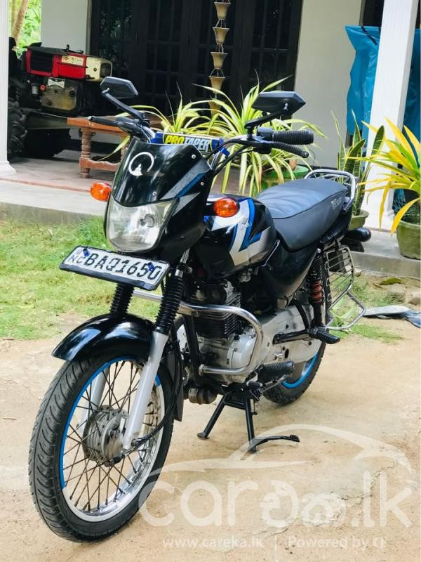 BAJAJ CT100 2013