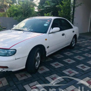 NISSAN BLUEBIRD 1992