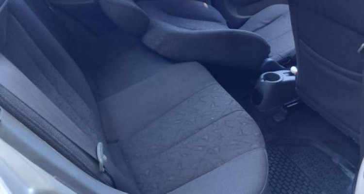 HYUNDAI ACCENT 2001