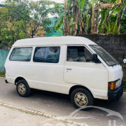 NISSAN VANETTE 1982