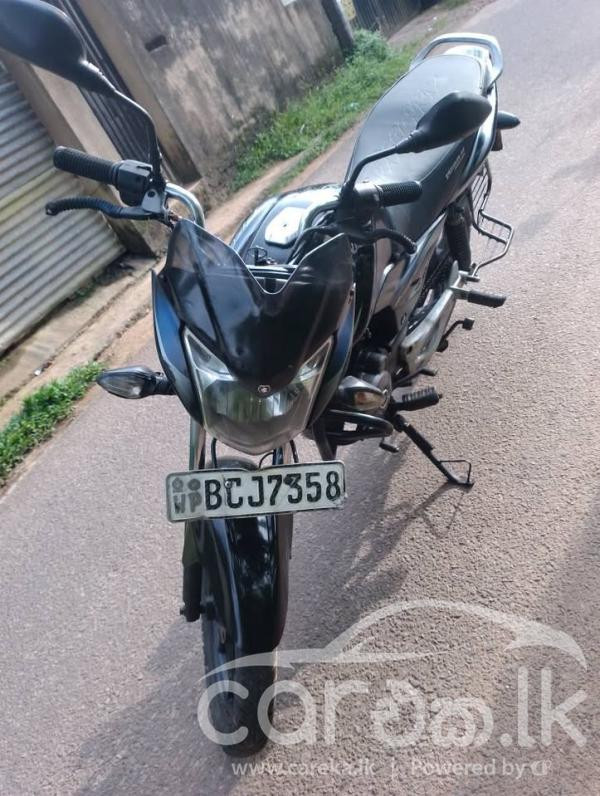 BAJAJ DISCOVER 2015