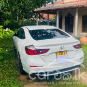 HONDA INSIGHT 2018