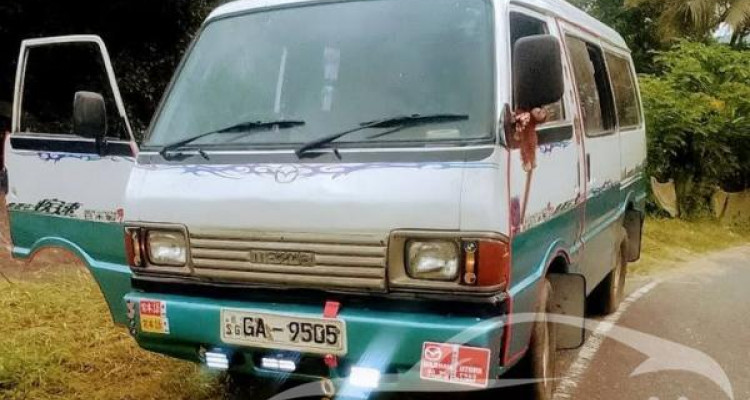 MAZDA BROWNY 1995