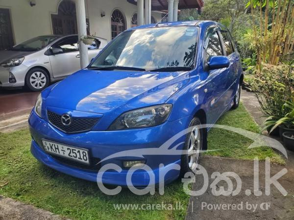 MAZDA 2 2003