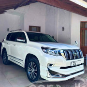 TOYOTA LAND CRUISER PRADO 150 2017