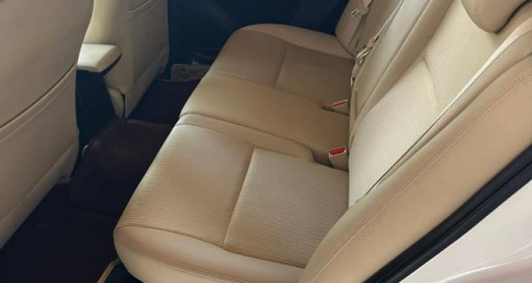 TOYOTA PREMIO 2020