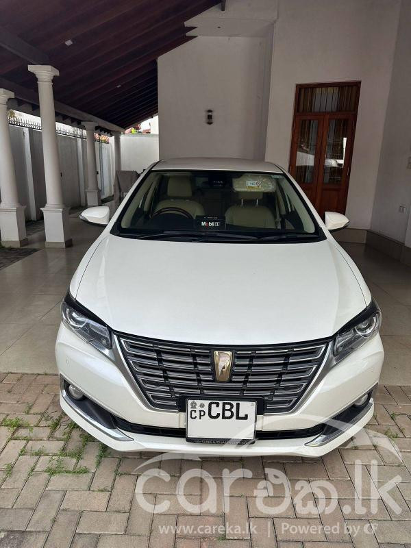TOYOTA PREMIO 2020