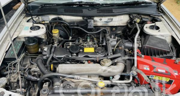 NISSAN BLUEBIRD SU14 1999