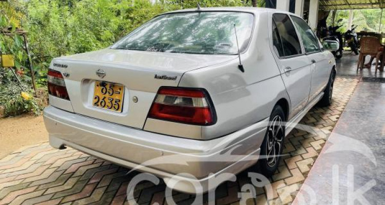 NISSAN BLUEBIRD SU14 1999
