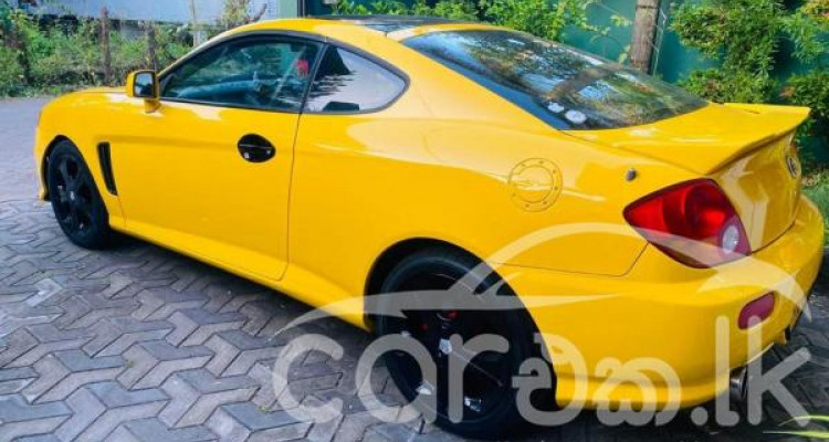 HYUNDAI TUSCANI 2004