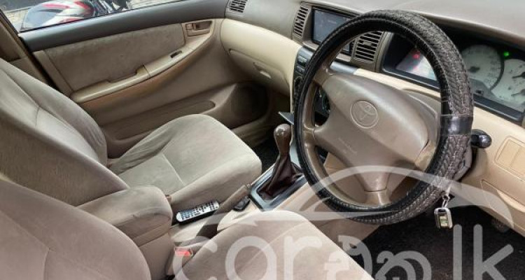 TOYOTA COROLLA 121 2002