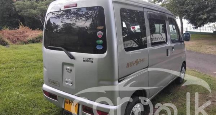 DAIHATSU HIJET 2016