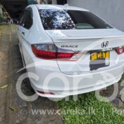 HONDA GRACE 2016