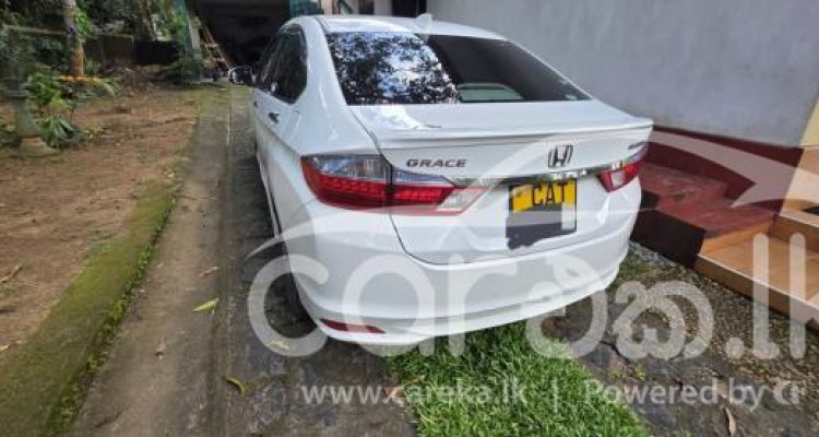HONDA GRACE 2016