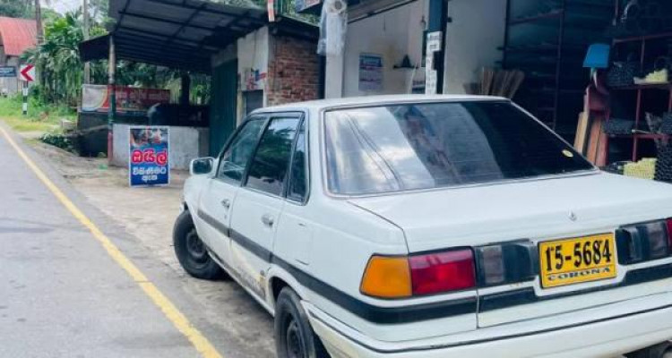 TOYOTA CORONA 1985