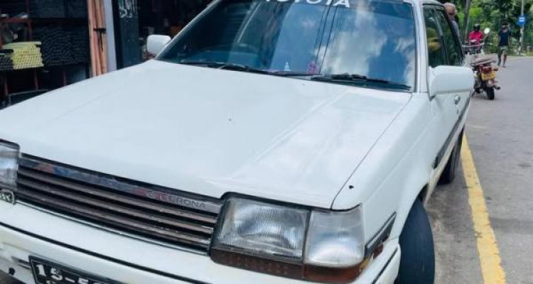 TOYOTA CORONA 1985