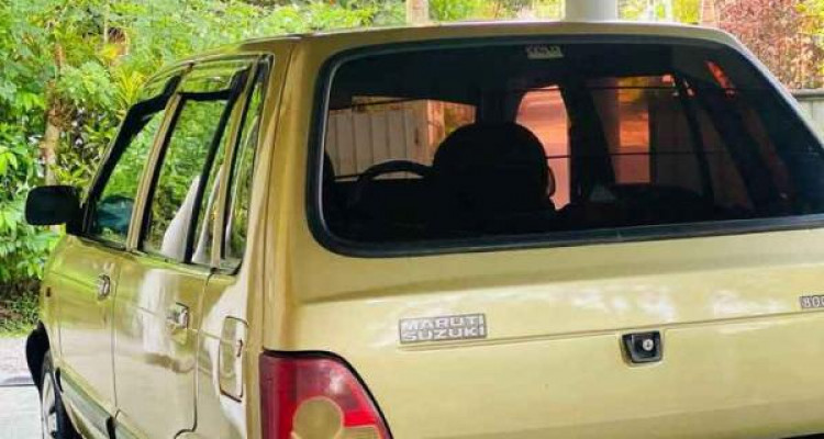 SUZUKI MARUTI 800 2005