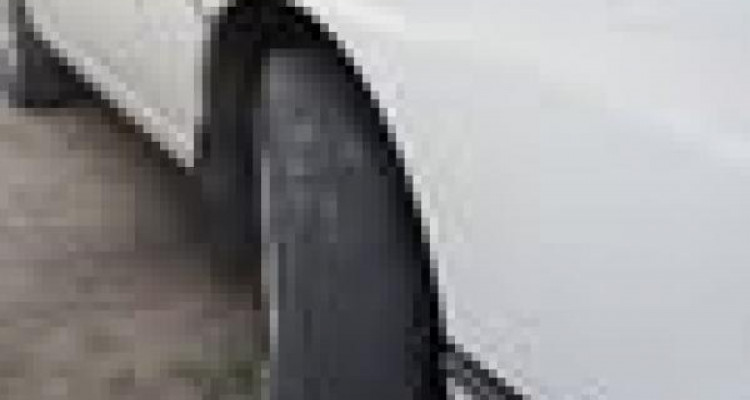 NISSAN CARAVAN 2005