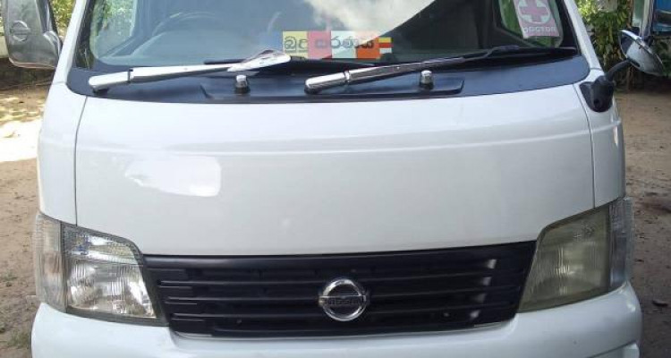 NISSAN CARAVAN 2005