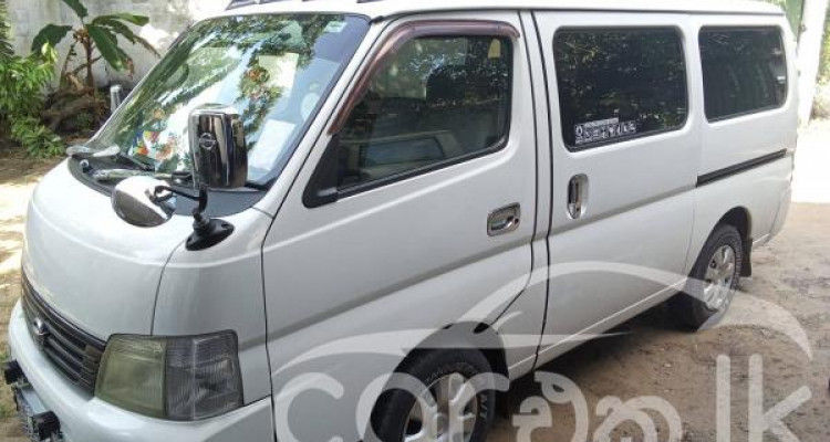 NISSAN CARAVAN 2005