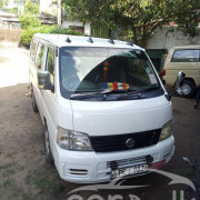 NISSAN CARAVAN 2005
