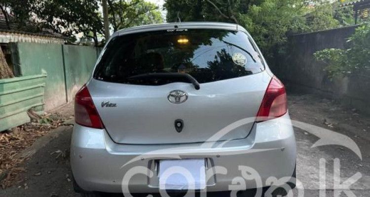 TOYOTA VITZ 2007