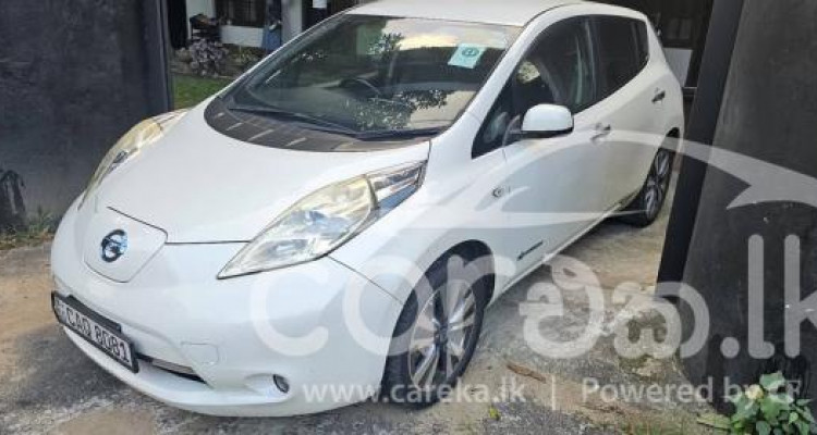 NISSAN LEAF 2012