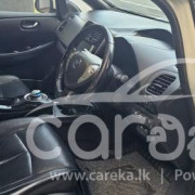 NISSAN LEAF 2012